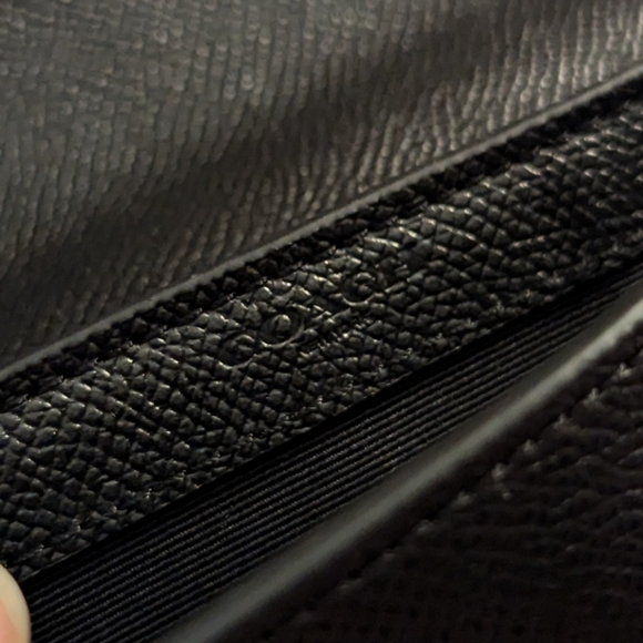 Coach chain crossbody bag EUC - Picture 3 of 7